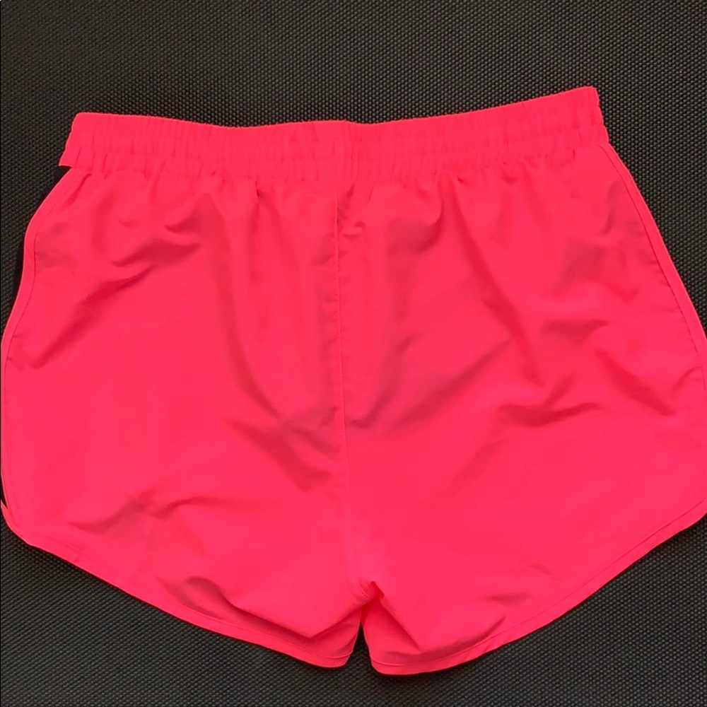 NWT Under Armour Shorts - Picture 3 of 5